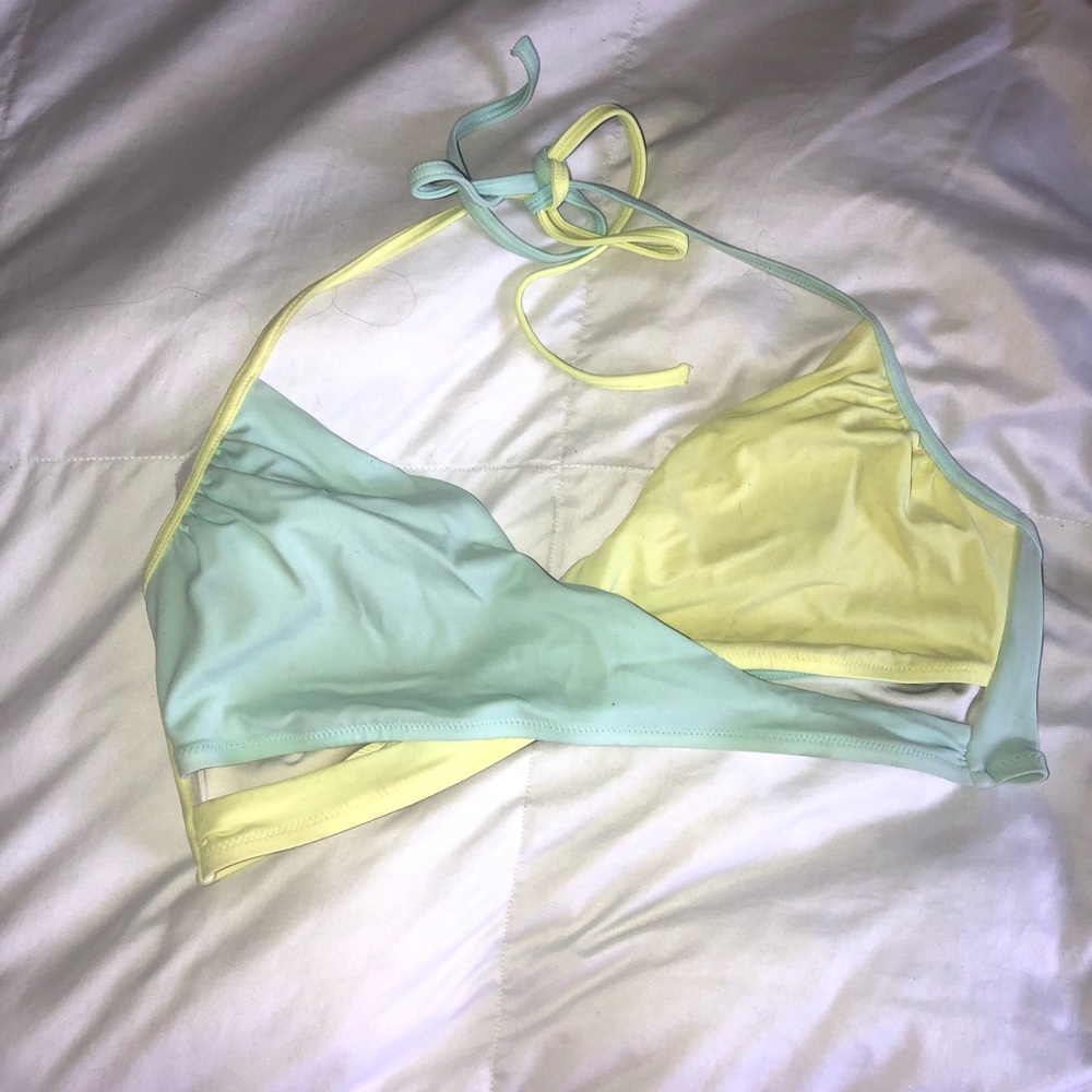 Swim suit top